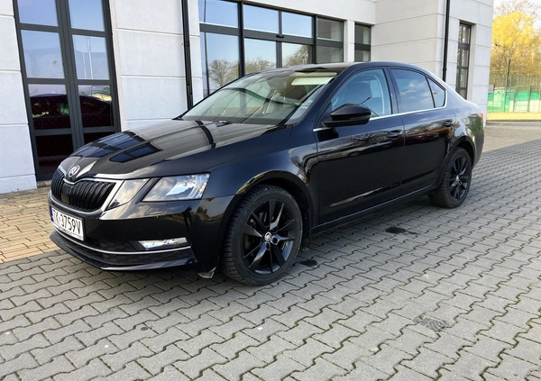 Skoda Octavia cena 47999 przebieg: 207000, rok produkcji 2018 z Rzeszów małe 154